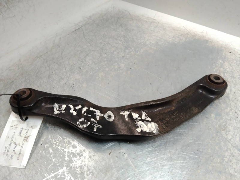 Recambio de brazo suspension superior trasero derecho para volvo xc70 referencia OEM IAM   