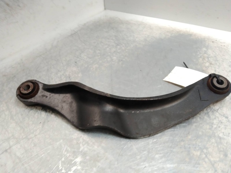 Recambio de brazo suspension superior trasero izquierdo para volvo xc70 referencia OEM IAM   