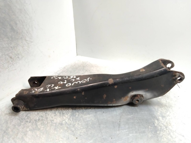 Recambio de brazo suspension superior trasero derecho para volvo xc70 2.5 20v turbo cat referencia OEM IAM   