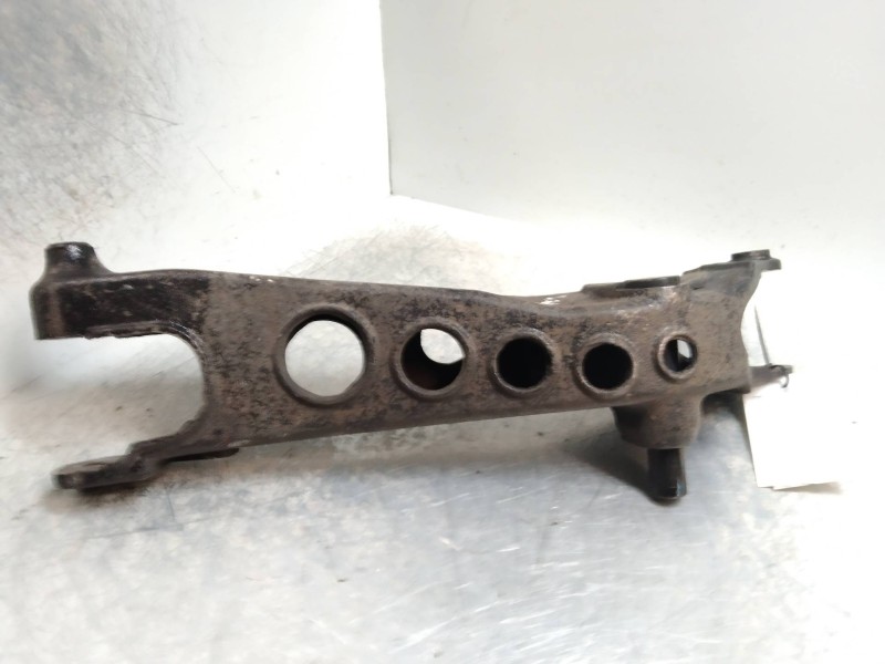 Recambio de brazo suspension superior trasero derecho para volvo xc70 referencia OEM IAM   