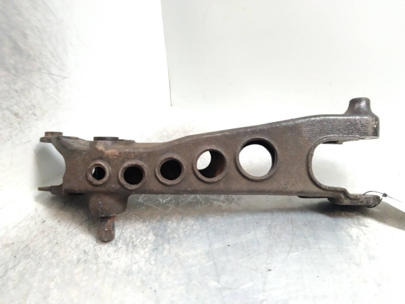 Recambio de brazo suspension superior trasero izquierdo para volvo xc70 referencia OEM IAM   