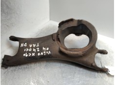 Recambio de brazo suspension superior trasero derecho para volvo xc90 2.4 diesel cat referencia OEM IAM   
