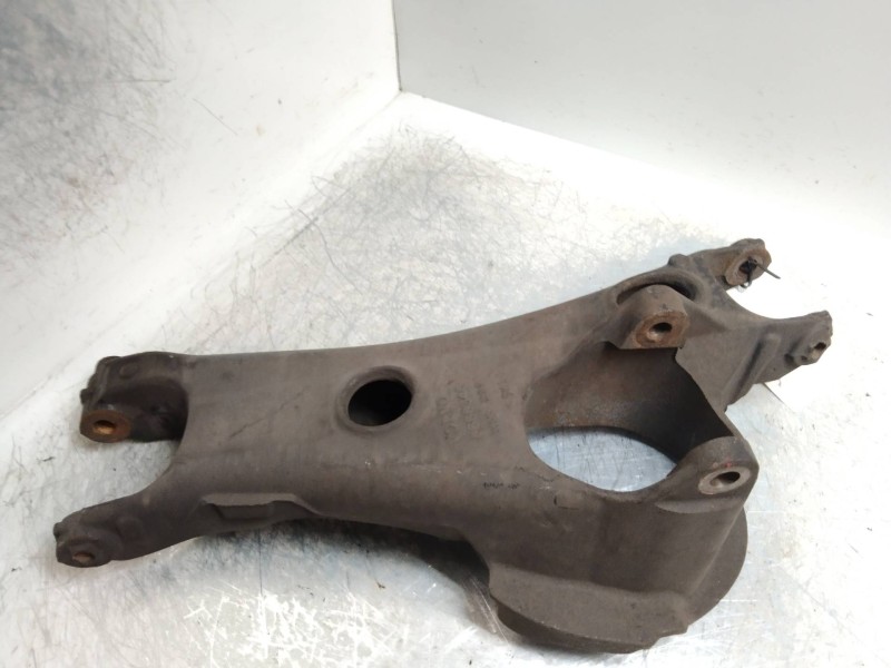 Recambio de brazo suspension superior trasero derecho para volvo xc90 2.4 diesel cat referencia OEM IAM   