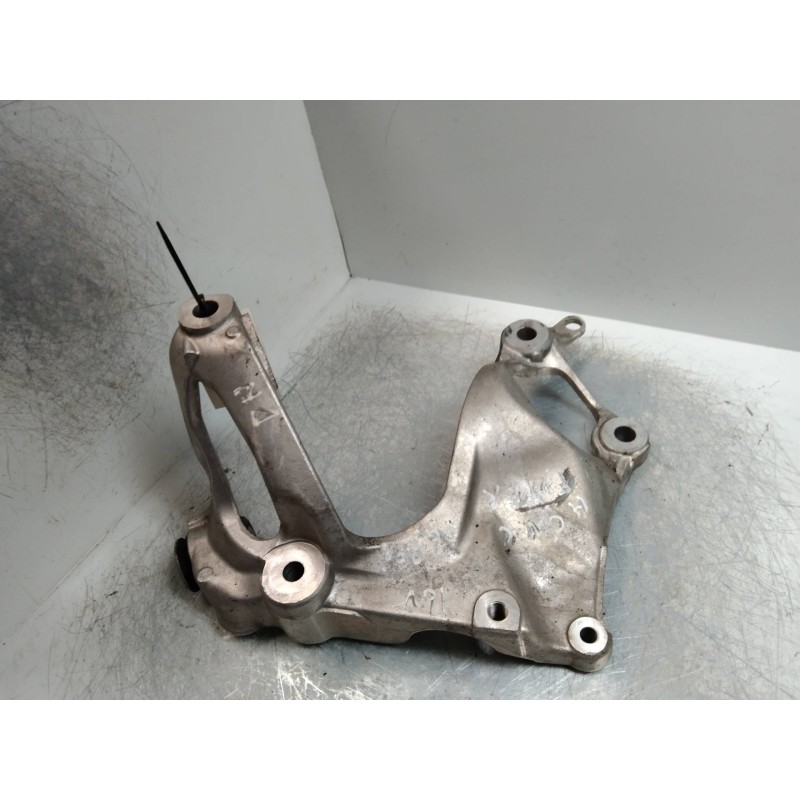 Recambio de brazo suspension inferior delantero derecho para honda civic berlina (fn) 2.0 type r referencia OEM IAM   