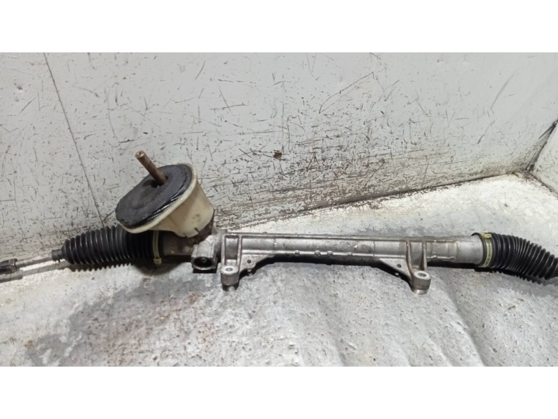 Recambio de cremallera direccion para renault scenic iii emotion referencia OEM IAM 8200324632E  