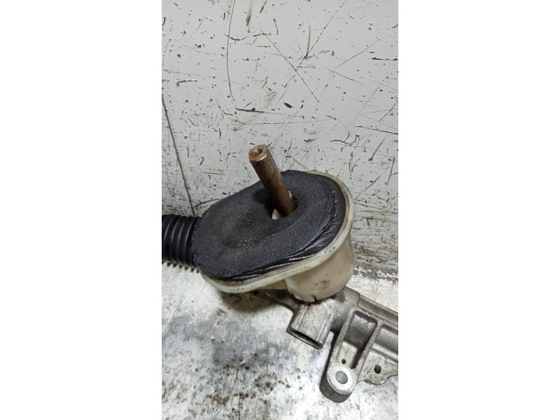 Recambio de cremallera direccion para renault scenic iii emotion referencia OEM IAM 8200324632E  