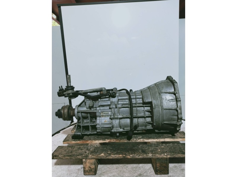 Recambio de caja cambios para ssangyong rodius xdi referencia OEM IAM G3102021009 MAD270500055 5V