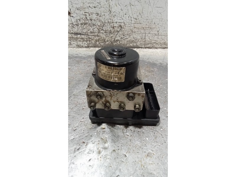 Recambio de abs para mercedes clase c (w203) sportcoupe c 220 cdi (203.706) referencia OEM IAM 10092515373 A2095452632 A20343109