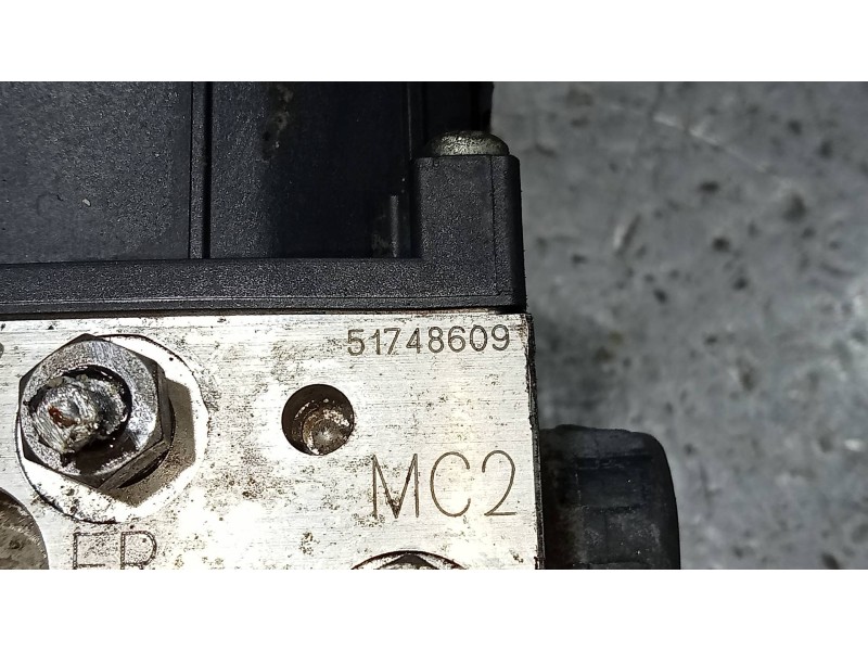 Recambio de abs para alfa romeo 147 (190) 1.9 jtd 120 distinctive referencia OEM IAM 0265224097 51748609 0265900051