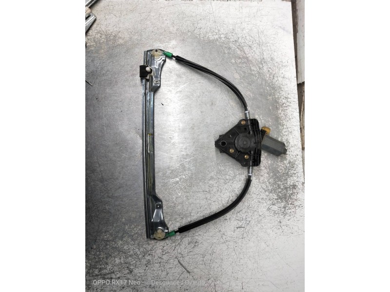 Recambio de elevalunas delantero derecho para renault clio ii fase i (b/cbo) 1.4 alize referencia OEM IAM 7700842240G  5P