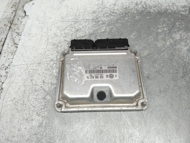Recambio de centralita motor uce para volkswagen golf iv berlina (1j1) conceptline referencia OEM IAM 0281010650 038906012FA EDC