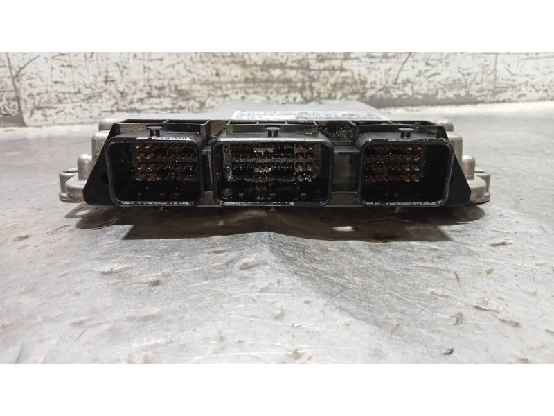 Recambio de centralita motor uce para citroen c5 berlina lx (e) referencia OEM IAM 0281013332 9664257580 EDC16C34 9653958980