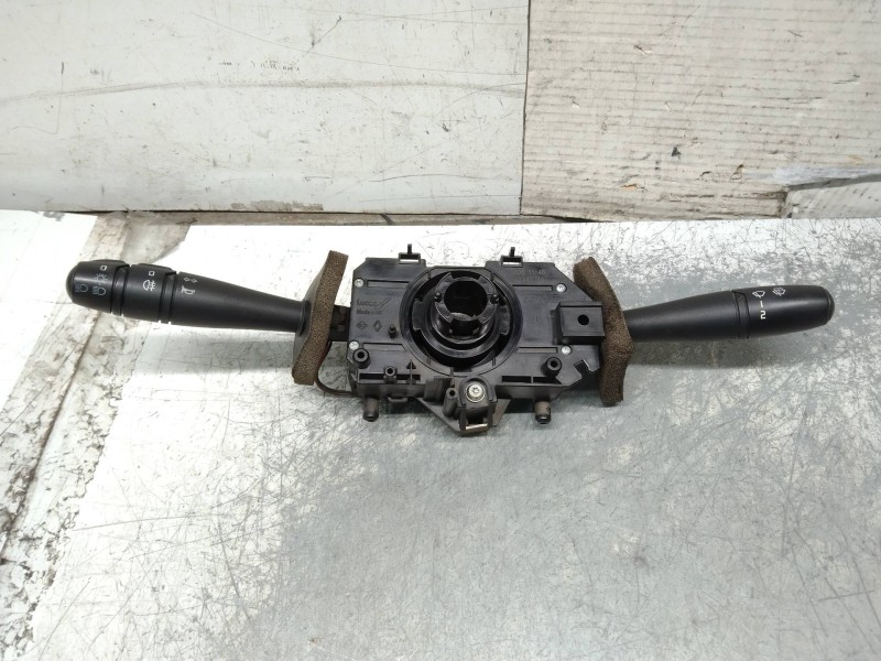 Recambio de mando luces para renault master desde ´98 base, caja cerrada l1h1 rs 3078 referencia OEM IAM 7700353367  