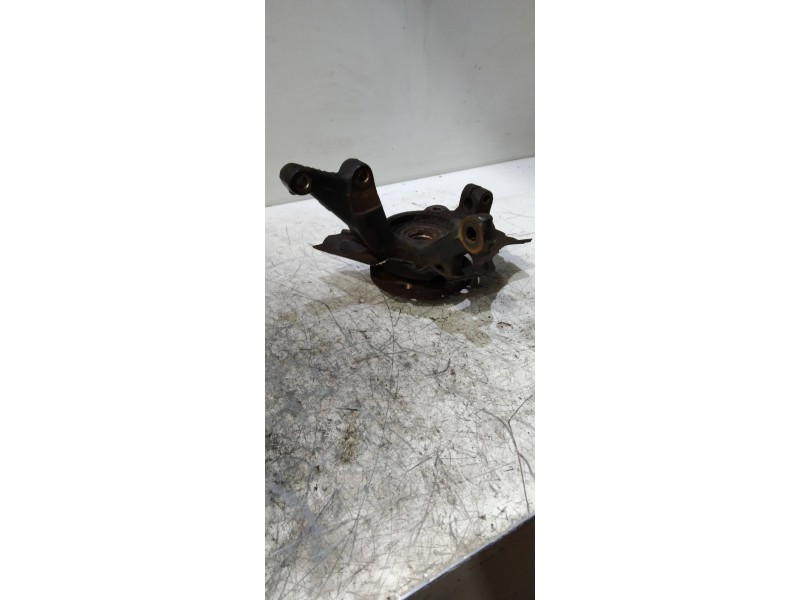 Recambio de mangueta delantera izquierda para fiat punto berlina (176) td 60 s referencia OEM IAM   