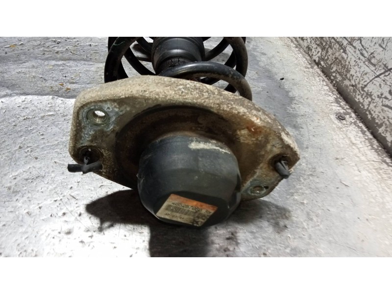 Recambio de amortiguador delantero derecho para fiat punto berlina (176) td 60 s referencia OEM IAM   