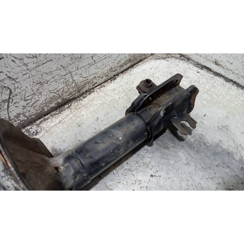 Recambio de amortiguador delantero izquierdo para fiat punto berlina (176) td 60 s referencia OEM IAM   