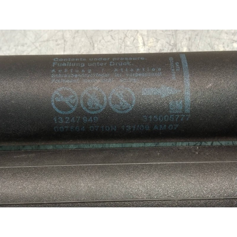 Recambio de amortiguadores maletero / porton para opel insignia sports tourer cosmo referencia OEM IAM 13247949 315005777 710N