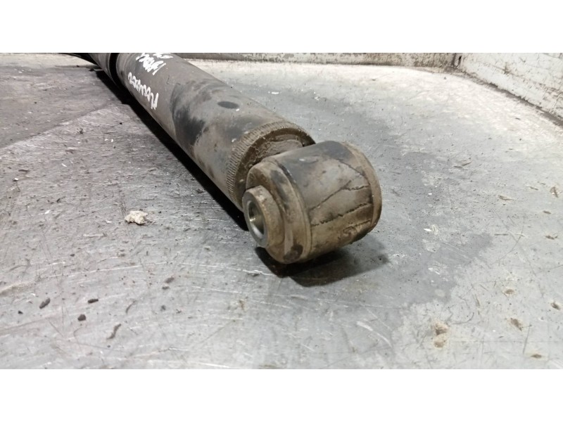 Recambio de amortiguador trasero derecho para ford mondeo ber. (ca2) ambiente referencia OEM IAM 6G9118080FEB  