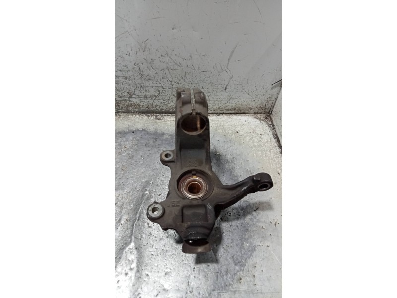 Recambio de mangueta delantera derecha para ford mondeo ber. (ca2) ambiente referencia OEM IAM   