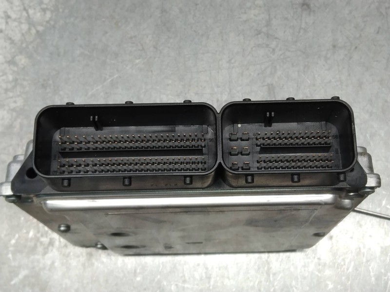 Recambio de centralita motor uce para bmw serie 1 berlina (e81/e87) 118d referencia OEM IAM 0281011631 DDE7795844 