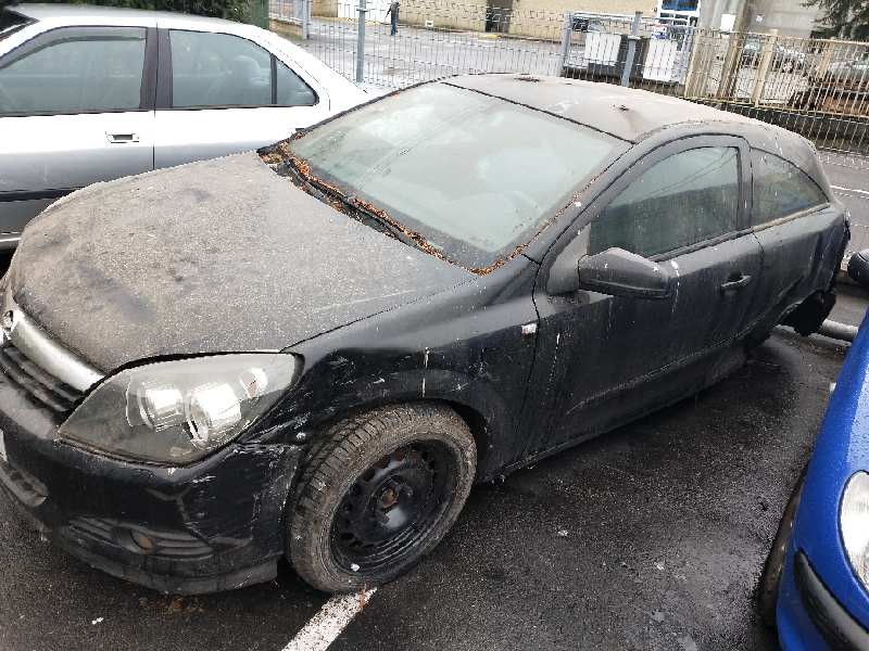 opel astra gtc del año 2005