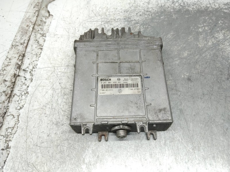 Recambio de centralita motor uce para renault megane i classic (la0) 1.9 dti rn (laon) referencia OEM IAM 0281001488 7700106483 