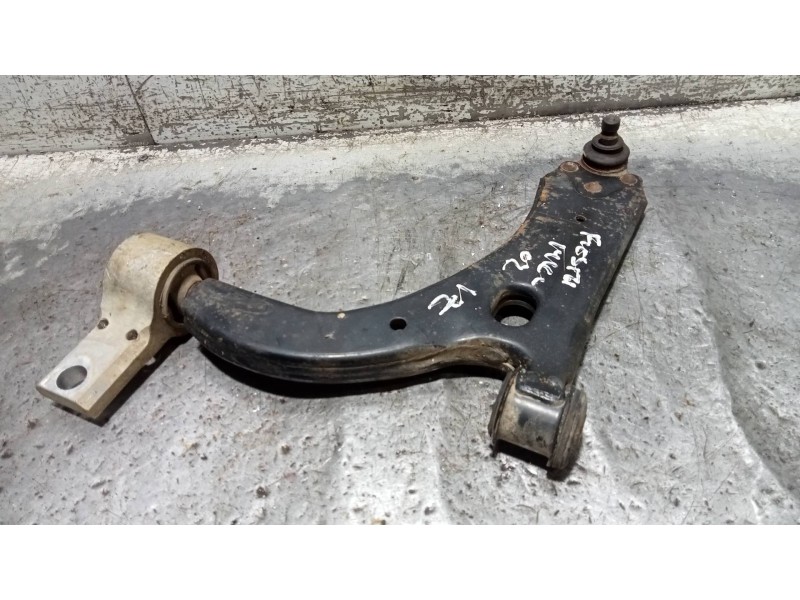 Recambio de brazo suspension inferior delantero izquierdo para ford fiesta (cbk) ambiente referencia OEM IAM   