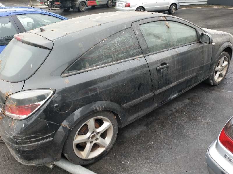 opel astra gtc del año 2005