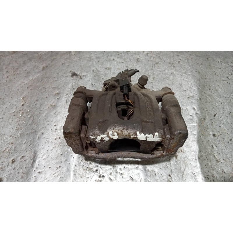 Recambio de pinza freno trasera derecha para mercedes vito caja cerrada 6.03  111 cdi compacto (639.601) referencia OEM IAM   