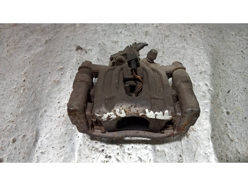 Recambio de pinza freno trasera derecha para mercedes vito caja cerrada 6.03  111 cdi compacto (639.601) referencia OEM IAM   