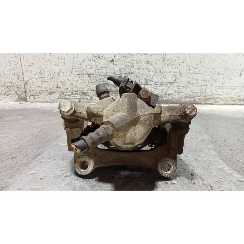 Recambio de pinza freno trasera derecha para mercedes vito caja cerrada 6.03  111 cdi compacto (639.601) referencia OEM IAM   