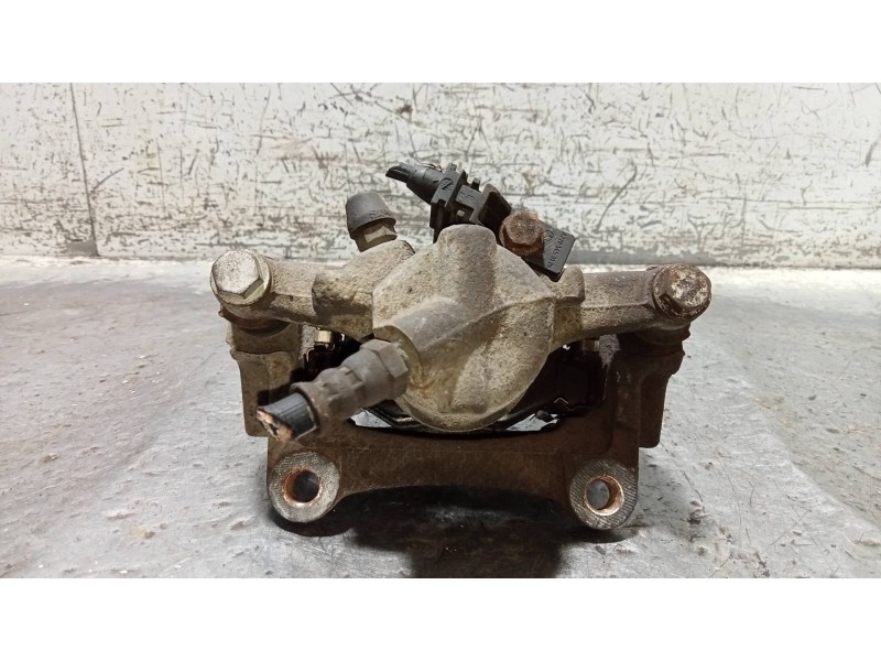 Recambio de pinza freno trasera derecha para mercedes vito caja cerrada 6.03  111 cdi compacto (639.601) referencia OEM IAM   