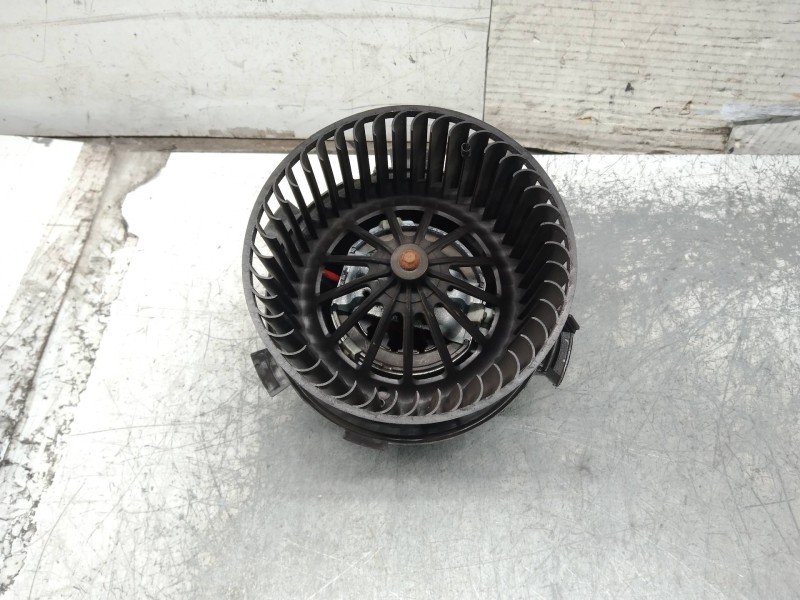 Recambio de motor calefaccion para peugeot 407 sport referencia OEM IAM L5771000  