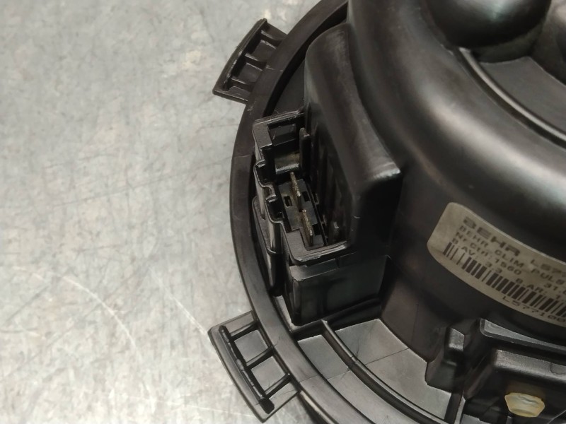 Recambio de motor calefaccion para peugeot 407 sport referencia OEM IAM L5771000  