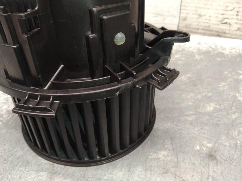 Recambio de motor calefaccion para peugeot 407 sport referencia OEM IAM L5771000  