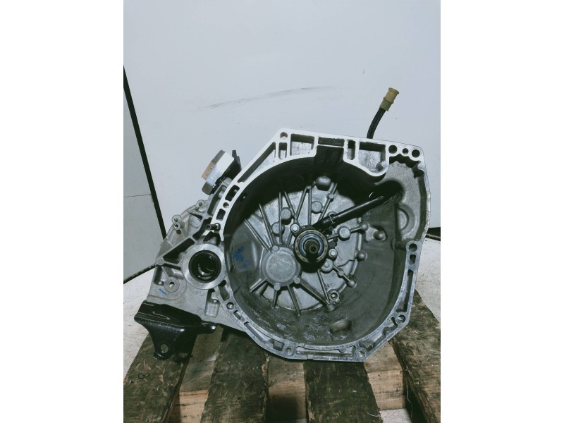 Recambio de caja cambios para renault captur 1.2 tce energy referencia OEM IAM TL4094 S018952 6V