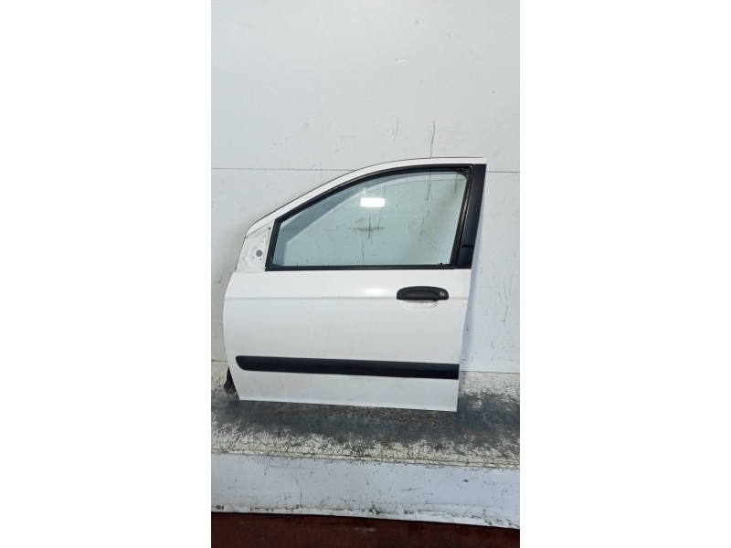 Recambio de puerta delantera izquierda para hyundai getz (tb) 1.1 básico referencia OEM IAM   5P