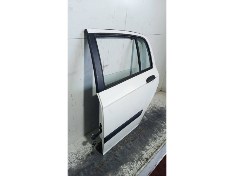 Recambio de puerta trasera izquierda para hyundai getz (tb) 1.1 básico referencia OEM IAM   5P