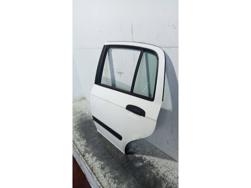 Recambio de puerta trasera izquierda para hyundai getz (tb) 1.1 básico referencia OEM IAM   5P