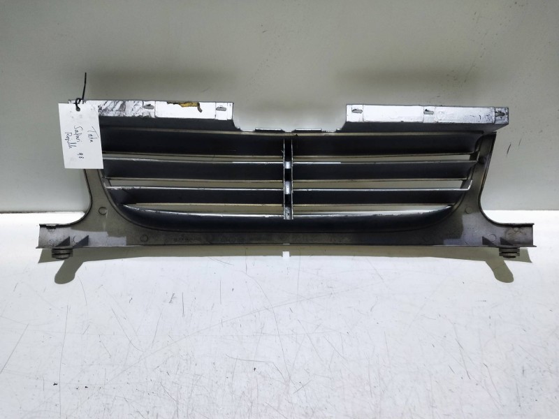Recambio de rejilla delantera para tata safari 1.9 td referencia OEM IAM   