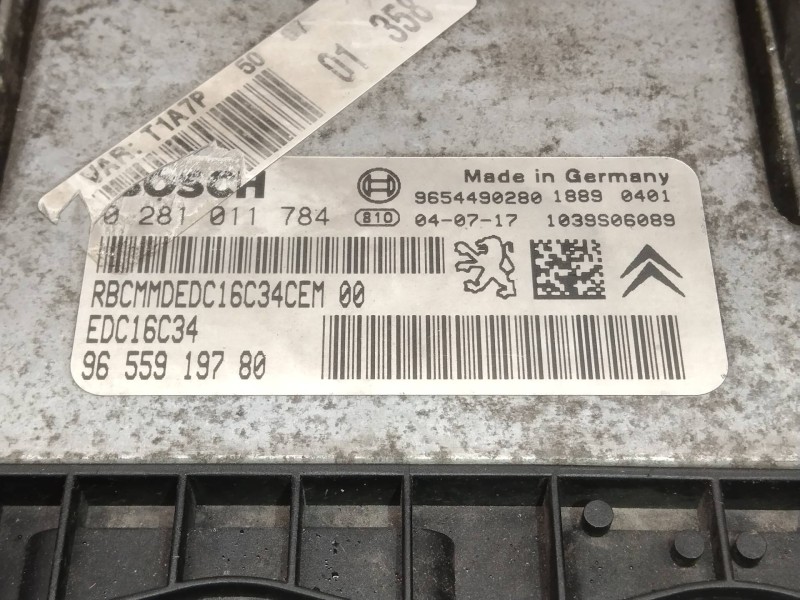 Recambio de centralita motor uce para peugeot 206 berlina e-music referencia OEM IAM 0281011784 9655919780 EDC16C34