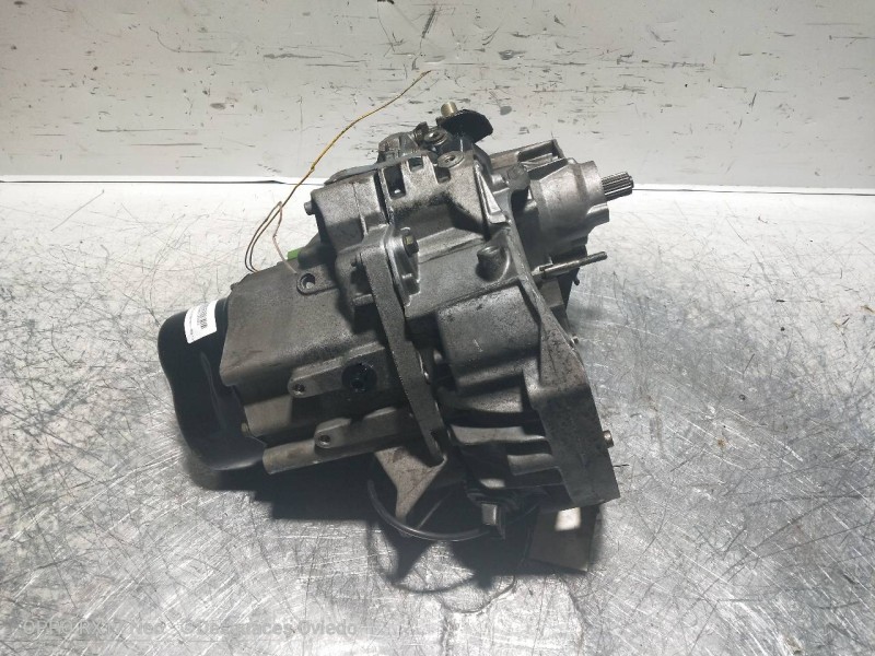 Recambio de caja cambios para renault clio i fase i+ii (b/c57) 1.3 cat referencia OEM IAM JB1061 A030357 