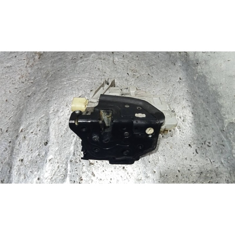 Recambio de motor cierre centralizado delantero derecho para audi q7 (4l) 3.0 tdi referencia OEM IAM 3C1837016A  