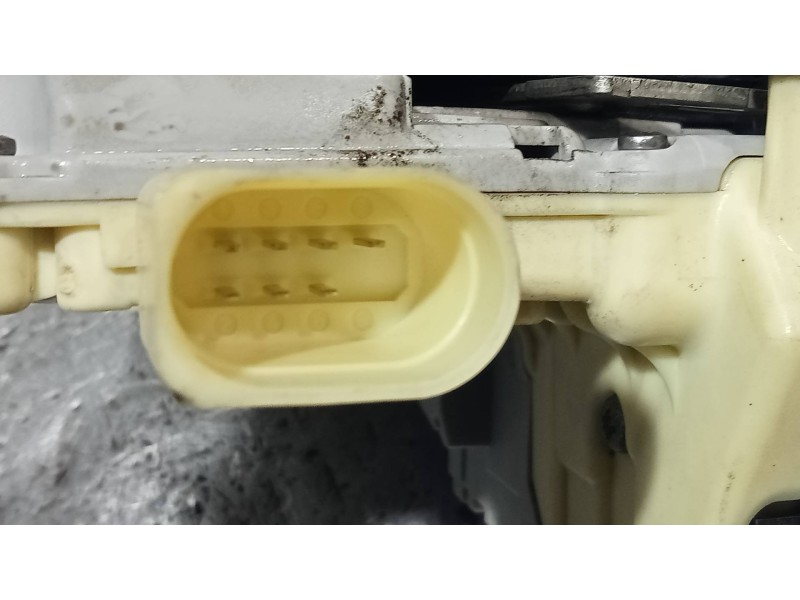 Recambio de motor cierre centralizado delantero derecho para audi q7 (4l) 3.0 tdi referencia OEM IAM 3C1837016A  