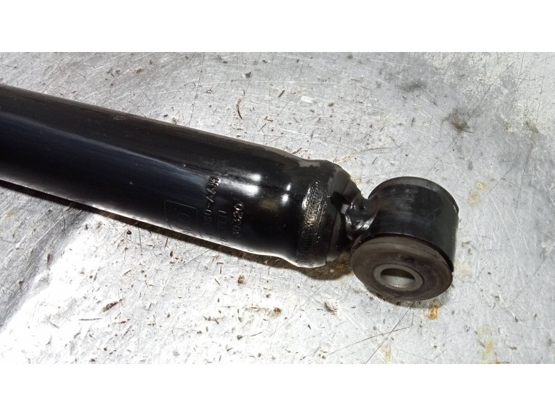 Recambio de amortiguador trasero izquierdo para ford c-max titanium referencia OEM IAM AV6118080AAH  