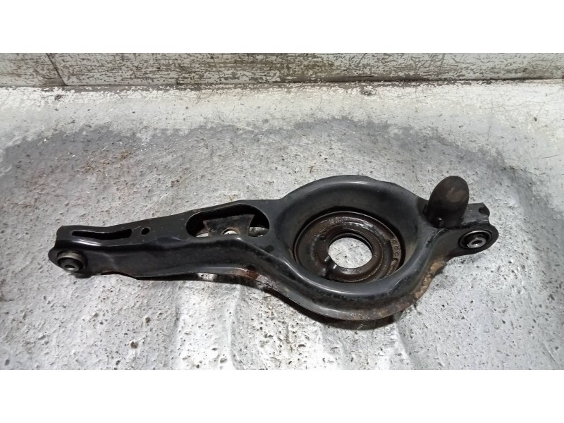 Recambio de brazo suspension inferior trasero izquierdo para ford c-max titanium referencia OEM IAM   