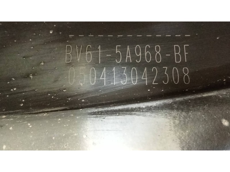Recambio de mangueta trasera derecha para ford c-max titanium referencia OEM IAM BV615A968BF  