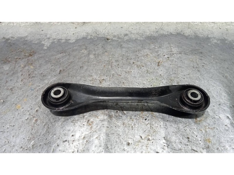 Recambio de brazo suspension superior trasero derecho para ford c-max titanium referencia OEM IAM AV615K743BA  