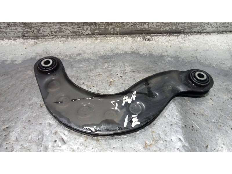 Recambio de brazo suspension superior trasero izquierdo para ford c-max titanium referencia OEM IAM AV615500CB  