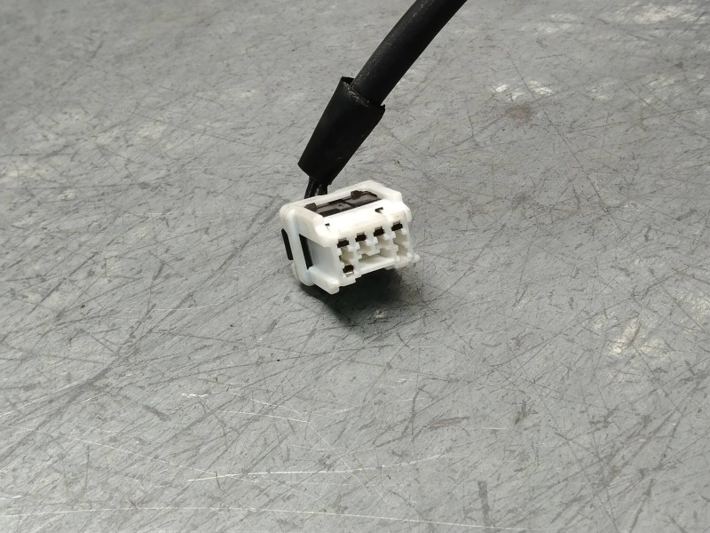 Recambio de piloto trasero derecho para nissan note (e11e) tekna referencia OEM IAM   